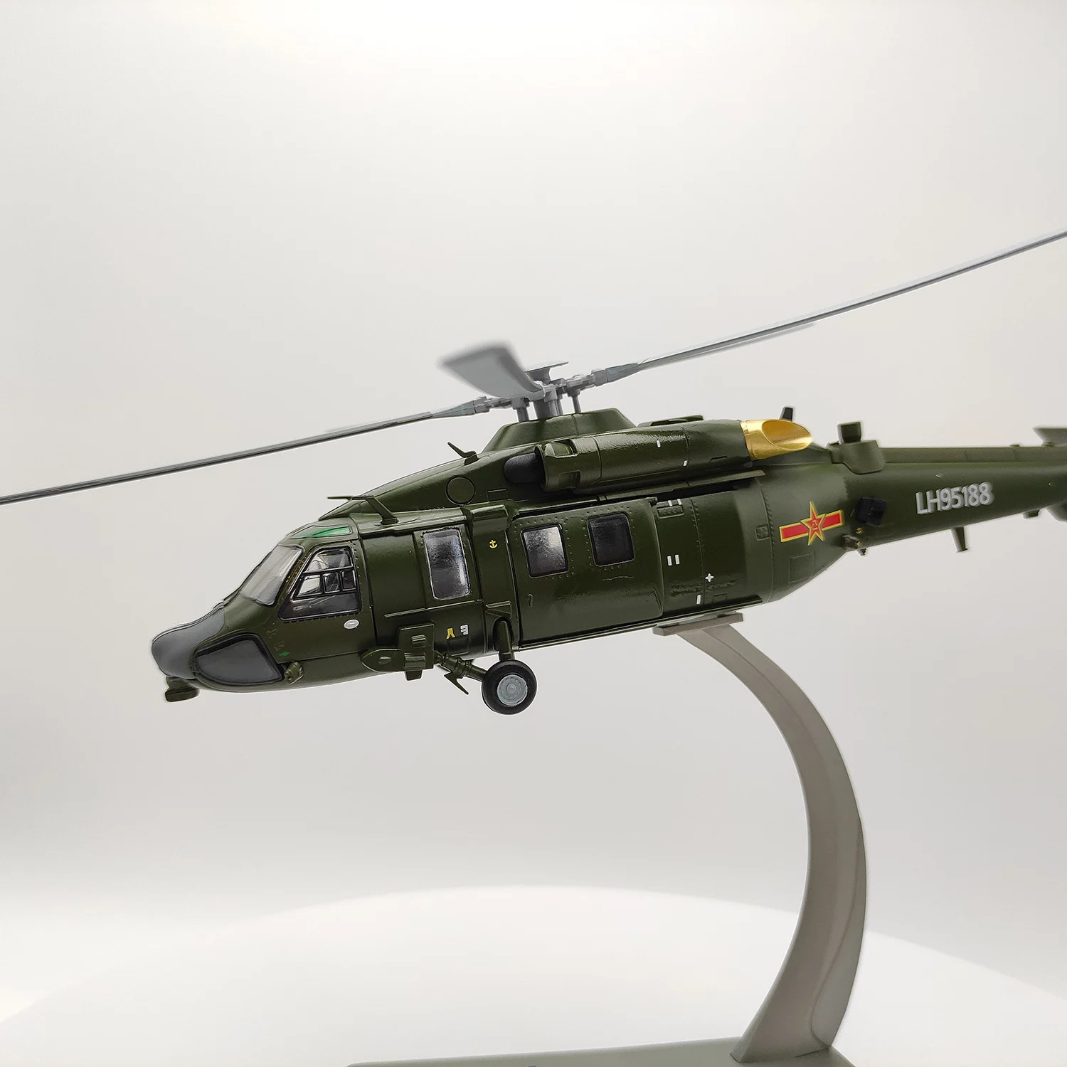 Литой под давлением масштаб 1: – обзор и цена Rc Helicopter Hobby Grade