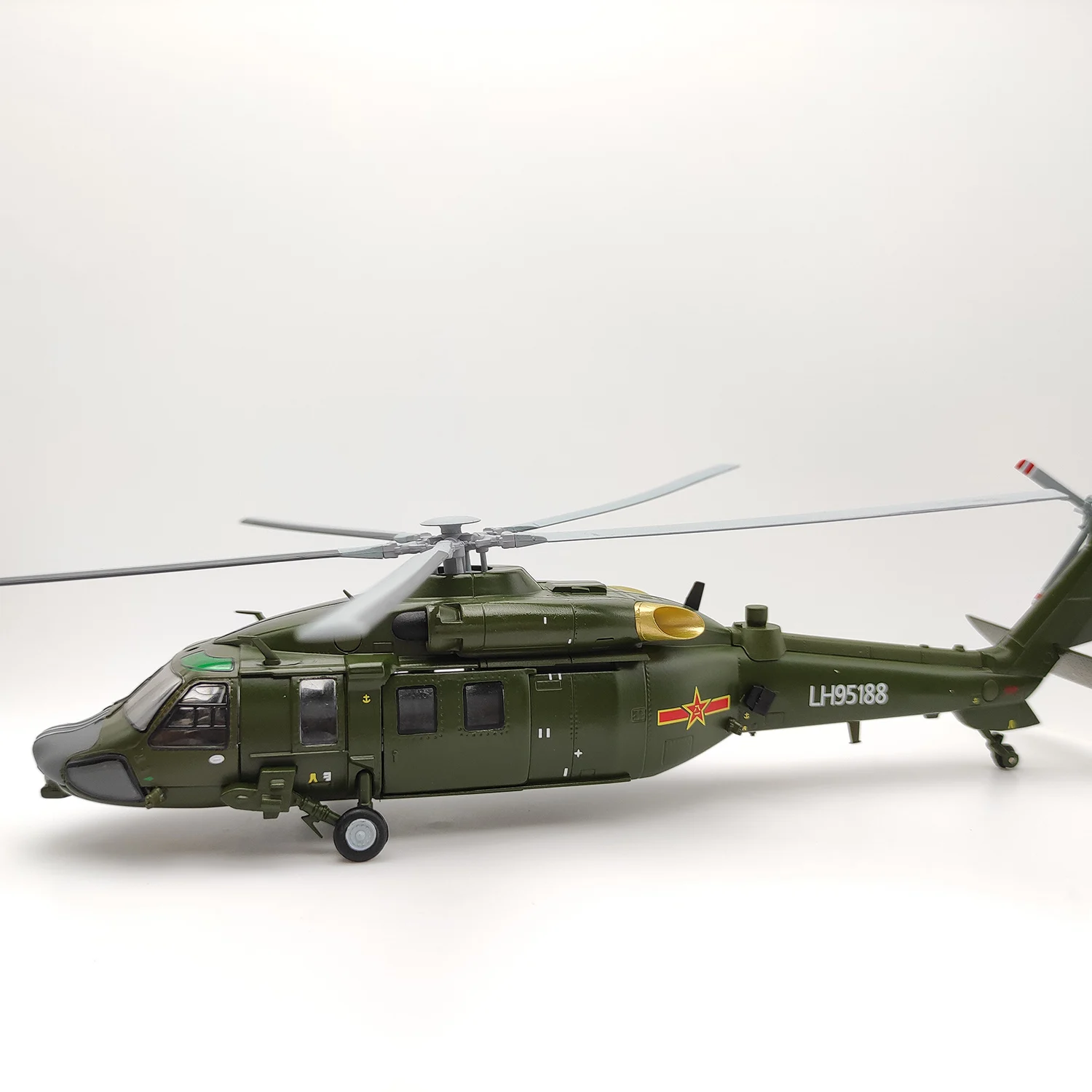 Литой под давлением масштаб 1: – обзор и цена Rc Helicopter Hobby Grade